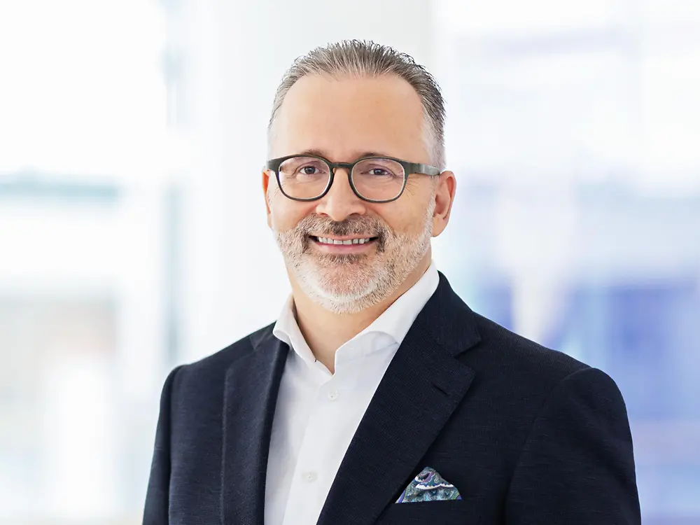 
Carsten Knobel, Výkonný riaditeľ (CEO), Henkel