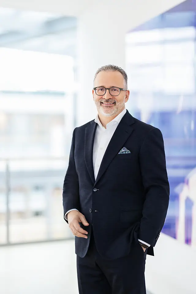 
Carsten Knobel, Výkonný riaditeľ (CEO), Henkel