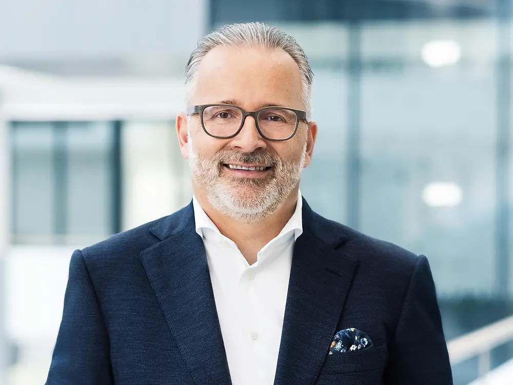 
Carsten Knobel, Výkonný riaditeľ (CEO), Henkel
