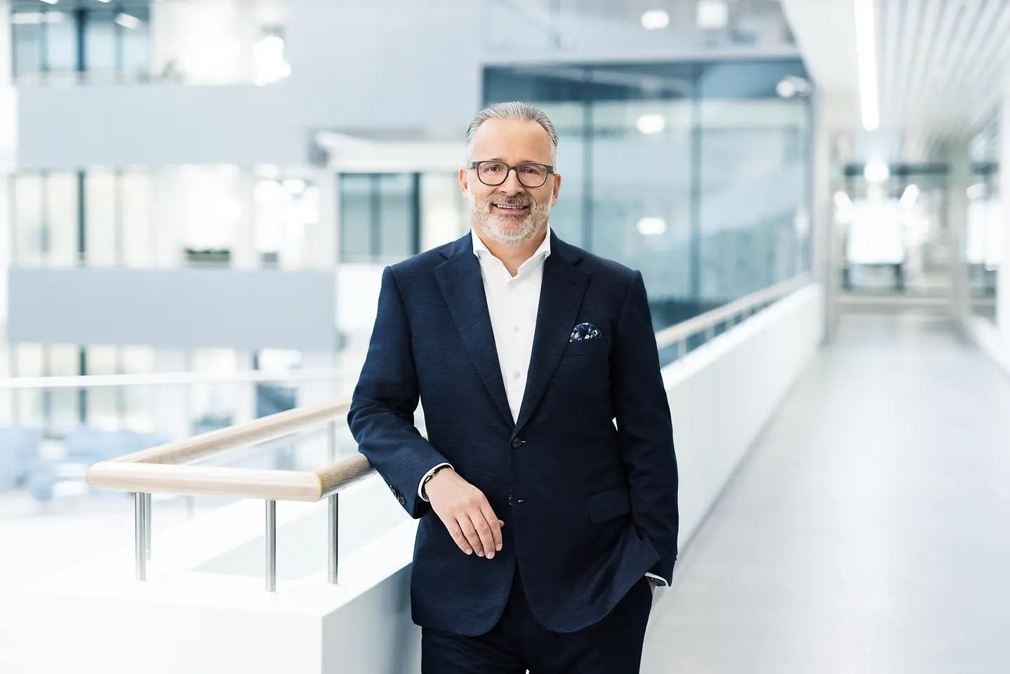 
Carsten Knobel, Výkonný riaditeľ (CEO), Henkel