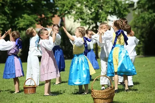 Spoločnosť Henkel Slovensko podporila dva výnimočné dobrovoľnícke projekty sumou 5 000 eur