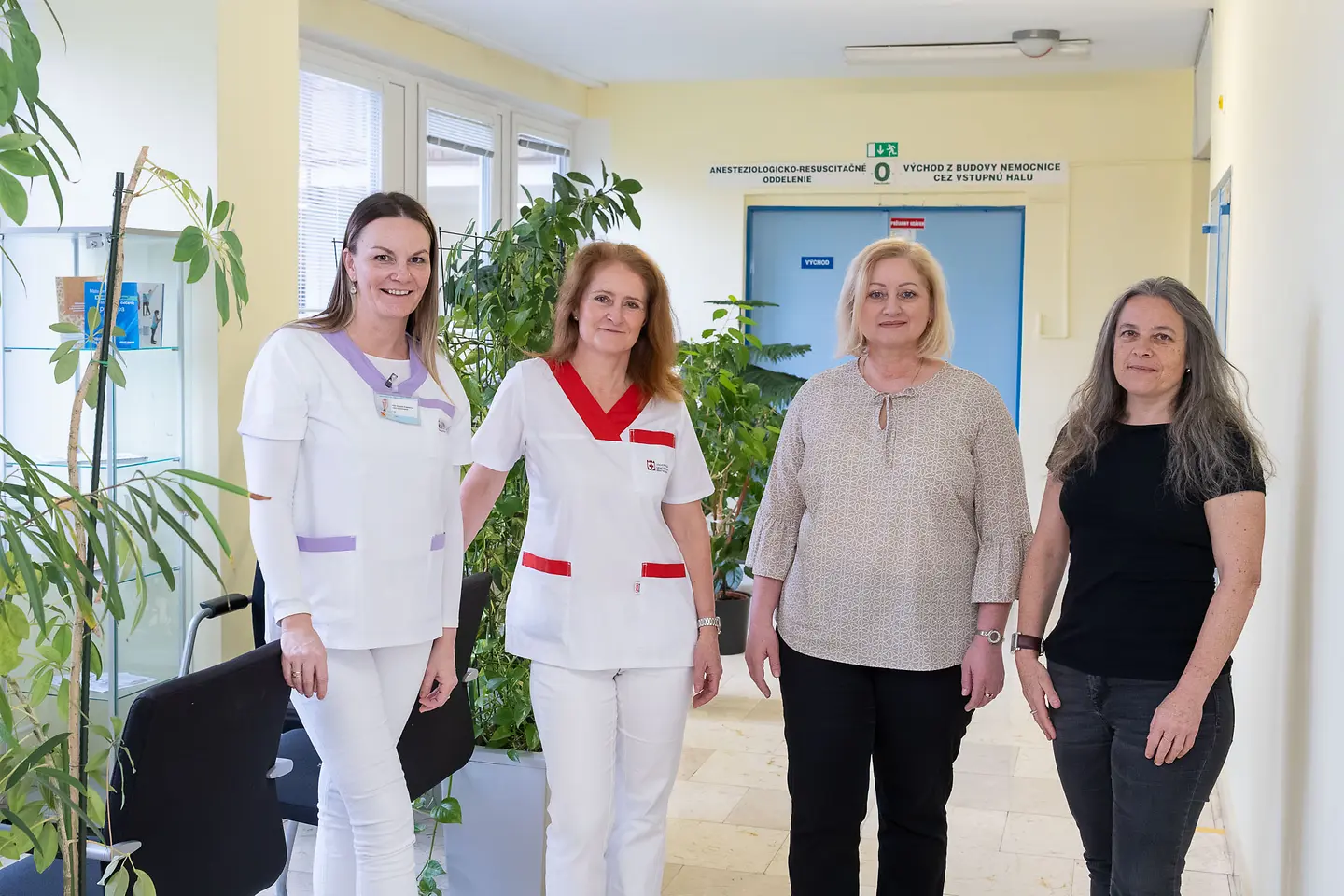 Spoločnosť Henkel Slovensko podporila Fyziatricko-rehabilitačné oddelenie UNB materiálnym darom