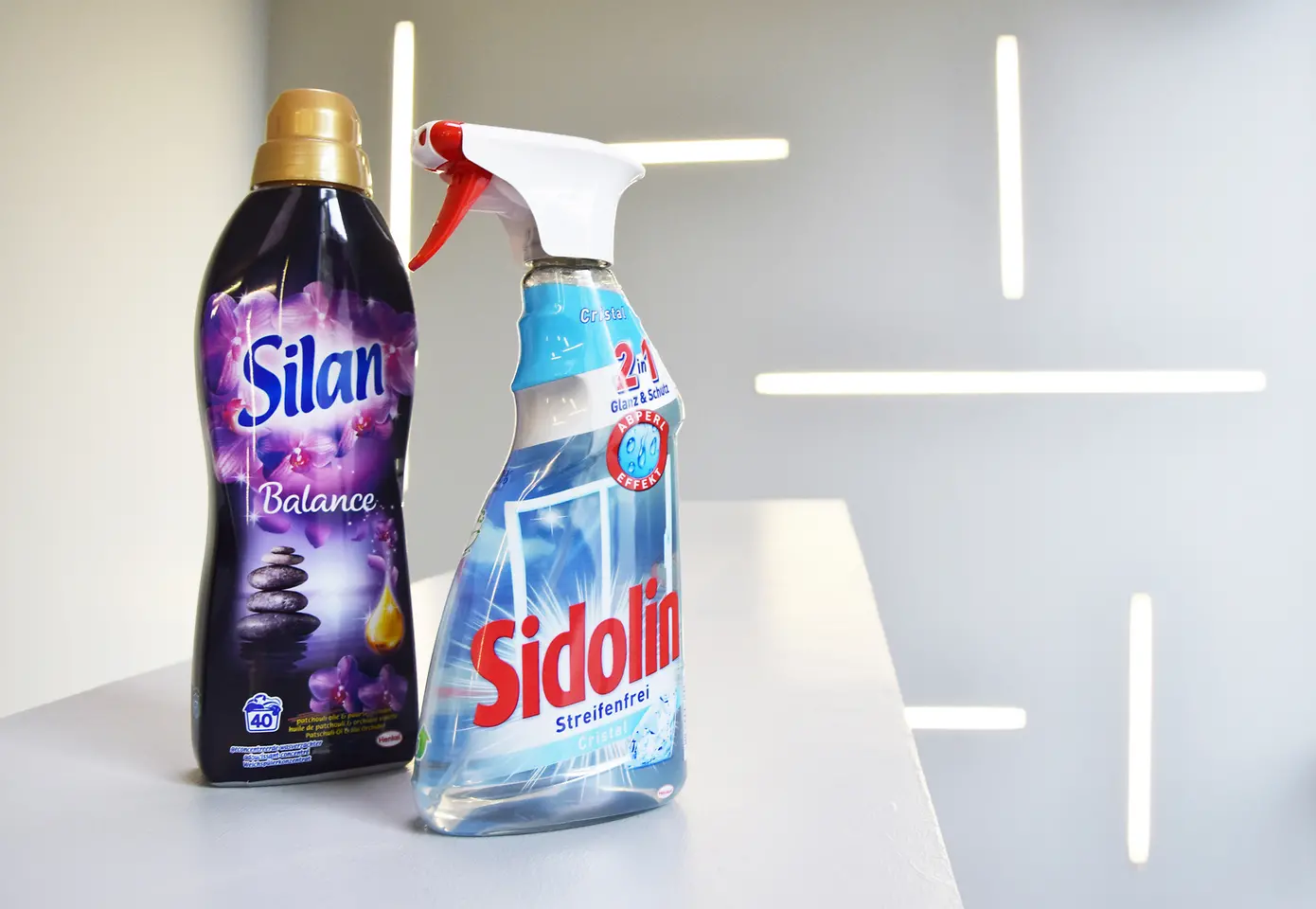 
In the pilot projects, Social Plastic was integrated into different bottle types for laundry and home care products available in selected countries in Western Europe.